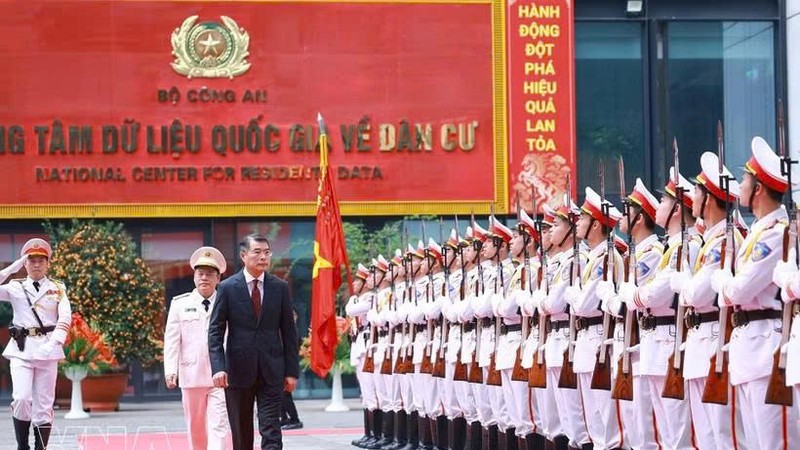 政府总理黎明兴：实现国家治理方式现代化 建设服务型行政体系