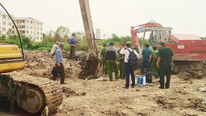 Phát nổ tại công trình khiến 2 công nhân bị thương, vật nổ nghi là bom bi