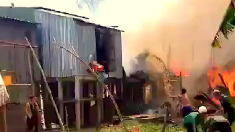 An Giang: Hỏa hoạn thiêu rụi 10 căn nhà của người dân