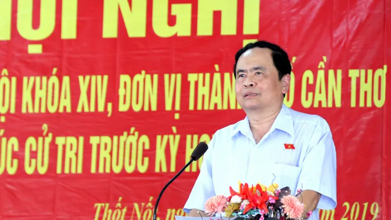 Chủ tịch Ủy ban Trung ương MTTQ Việt Nam tiếp xúc cử tri tại Cần Thơ