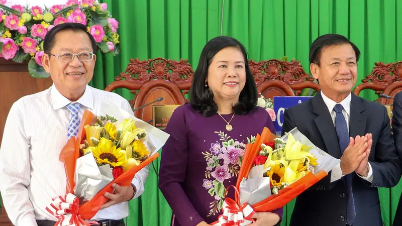 Cần Thơ miễn nhiệm 2 Giám đốc Sở