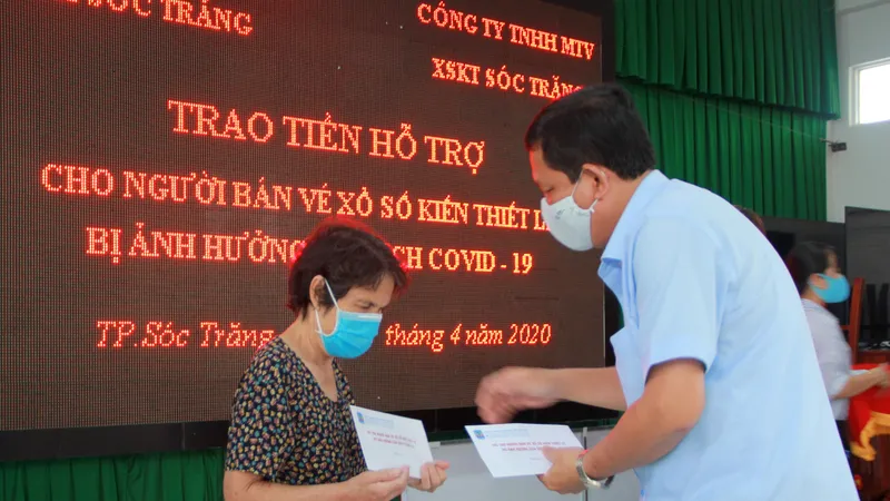 Sóc Trăng hỗ trợ người bán vé số dạo 60.000 đồng/ngày