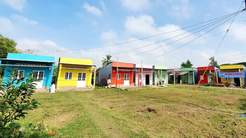 Diện mạo khu tái định cư của người dân Khmer tại Sóc Trăng sau 2 ngày thực hiện chương trình "Sắc màu phum sóc"