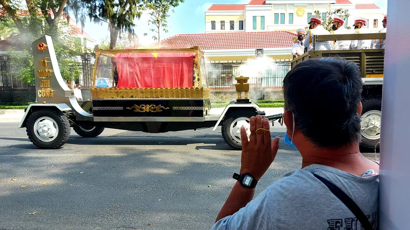 Tiễn đưa người con ưu tú “xứ dừa” Trương Vĩnh Trọng về đất mẹ