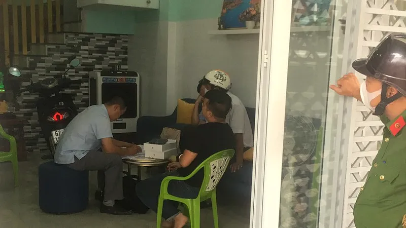Cơ quan điều tra khám xét nơi ở của bị can Trương Châu Hữu Danh tại Long An
