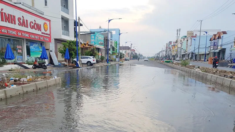 Nhiêu khê chuyện kiểm tra cao trình 600m đường ở Cần Thơ 