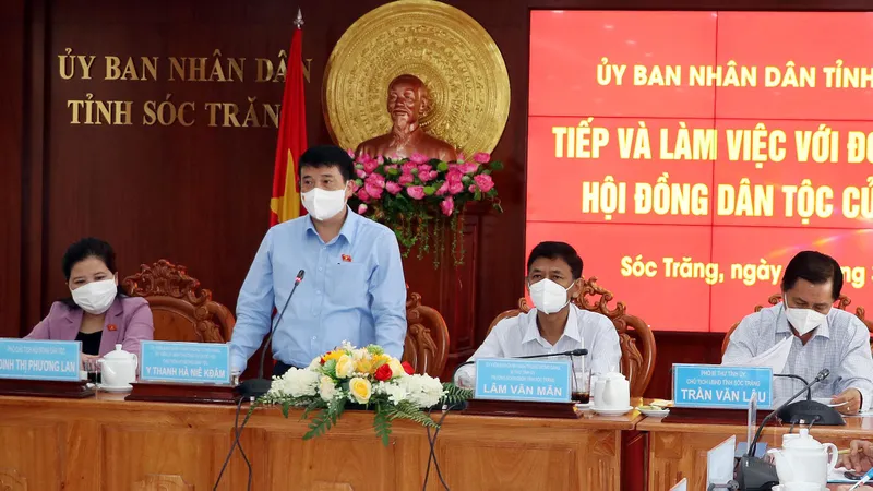 Chủ tịch Hội đồng Dân tộc của Quốc hội làm việc tại Sóc Trăng