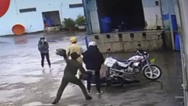 Kết quả xác minh ban đầu vụ clip 2 thanh niên bị công an đánh