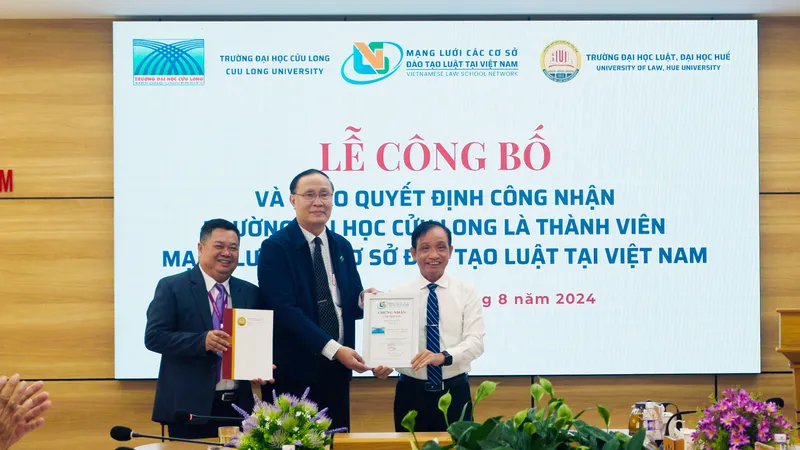 Trường Đại học Cửu Long gia nhập Mạng lưới các cơ sở đào tạo luật tại Việt Nam