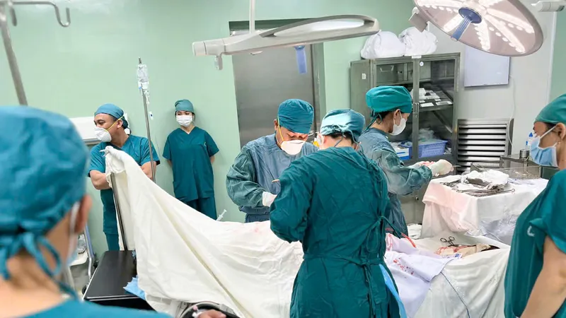 Phối hợp liên viện cứu thành công sản phụ suy tim nguy kịch
