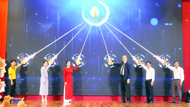Vĩnh Long phát động chương trình đăng ký sử dụng tên miền “.vn”