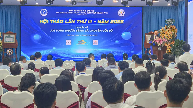 Quang cảnh hội thảo