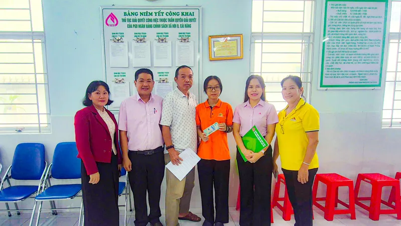 Chi nhánh NHCSXH TP Cần Thơ triển khai gói vay hỗ trợ cho sinh viên trang trải chi phí học tập