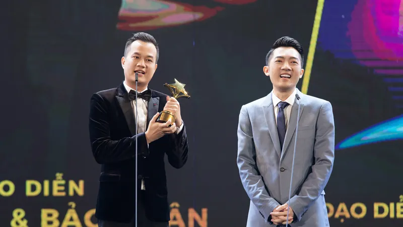 Phim Gái già lắm chiêu 2 “đại thắng” tại Ngôi sao xanh