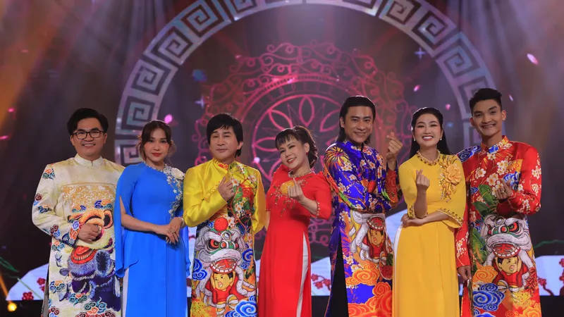 Việt Hương liên tiếp ra mắt dự án mới