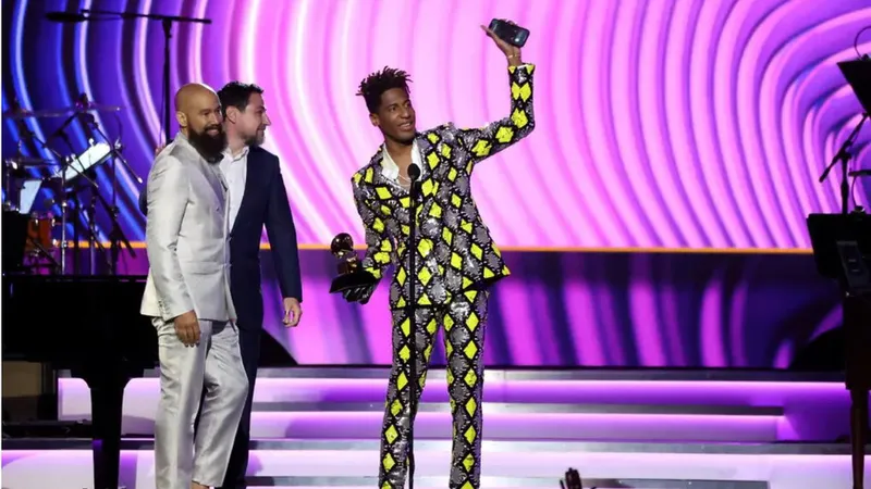 Grammy 2022: "We Are" của Jon Batiste thắng giải Album của năm
