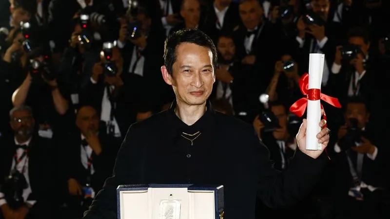 Đạo diễn Trần Anh Hùng giành giải Đạo diễn xuất sắc tại Cannes 2023