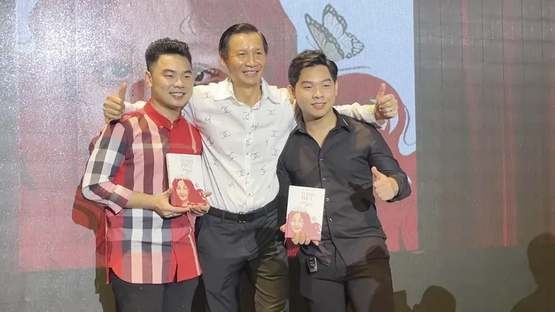 Đạo diễn, NSƯT Vũ Thành Vinh ra mắt sách về giá trị hạnh phúc 