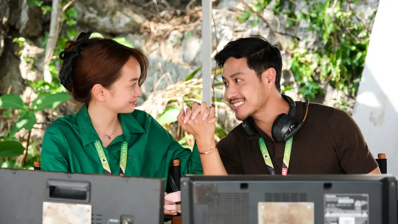 Kaity Nguyễn vướng tình tay ba trong phim Tết 2025