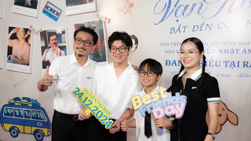 Phim “Kính vạn hoa” hút gia đình sao Việt