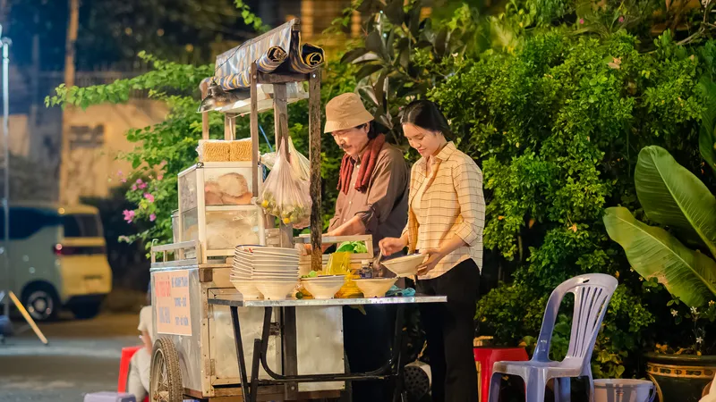 Đạo diễn Nhâm Minh Hiền làm phim về tình người Sài Gòn