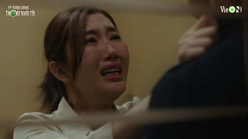 "Cô đừng hòng thoát khỏi tôi": Phim Việt về chủ đề lừa đảo trực tuyến