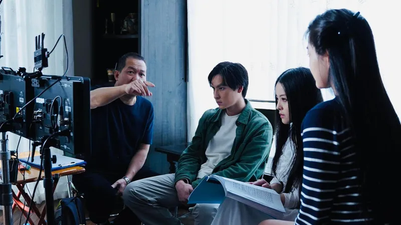 Đạo diễn Lương Đình Dũng: Tôi muốn tạo ra sự sợ hãi không thể cảnh giác