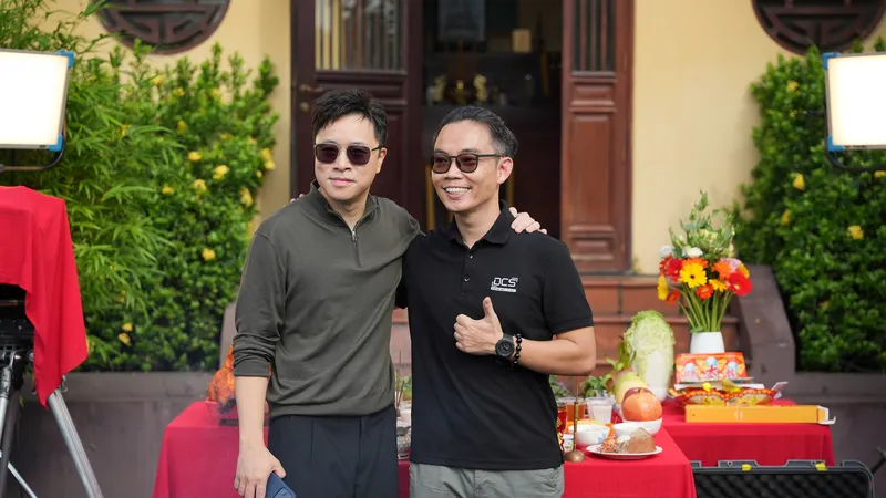 Victor Vũ không ngồi ghế đạo diễn phim trinh thám mới