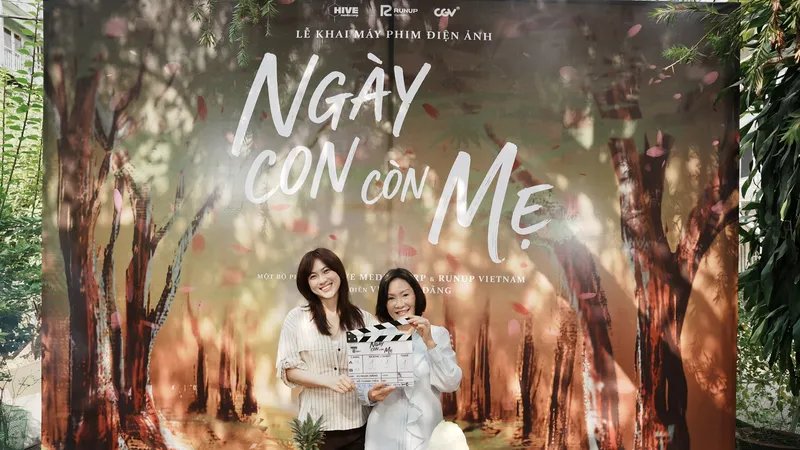 Hồng Đào và Phương Anh Đào tái hợp