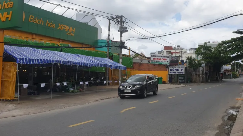  Cung, cầu hàng hóa giảm mạnh