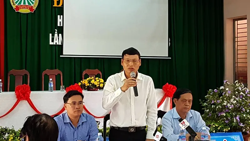 Phó Chủ tịch UBND TP Đà Nẵng Hồ Kỳ Minh có thông báo cho phép hai công ty thép hoạt động thêm 6 tháng 
