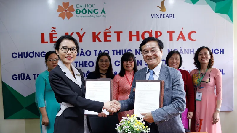 Trường Đại học Đông Á và Vinpearl ký kết thỏa thuận hợp tác chính thức về chương trình đào tạo thực nghiệp ngành Du lịch theo tiêu chuẩn 5 sao 
