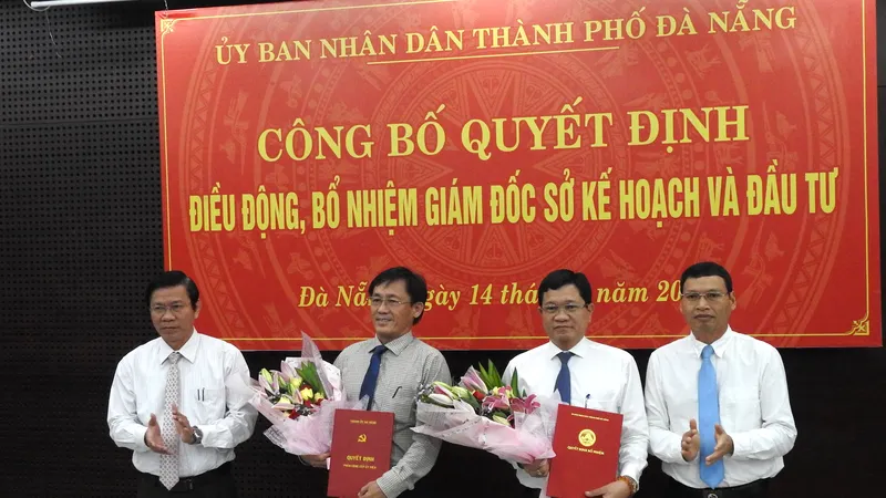 Ông Trần Phước Sơn sang chức Giám đốc Sở KH-ĐT, thay cho ông Trần Văn Sơn vừa được điều động sang làm Phó Ban Nội chính Thành ủy