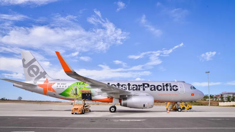 Jetstar Pacific hủy 2 chuyến bay đi và đến Phú Yên vì sân bay đóng cửa