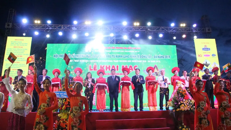 Cắt băng khai mạc hội chợ EWEC Đà Nẵng 2019