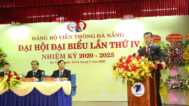 Ông Nguyễn Văn Quảng, Phó Bí thư Thường trực Thành ủy Đà Nẵng phát biểu tại Đại hội