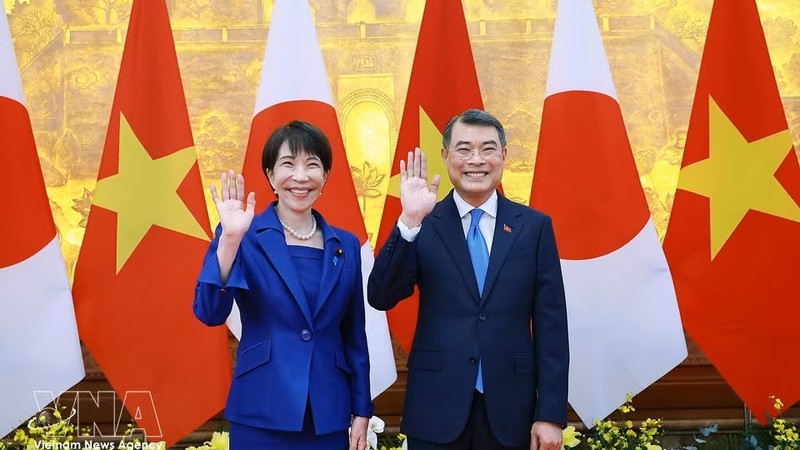 越南政府总理黎明兴主持仪式 欢迎日本首相正式访越