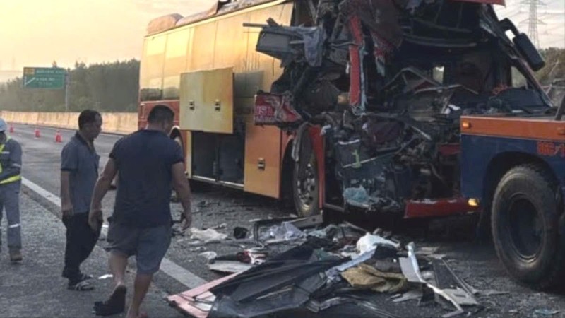 藩切-油曳高速公路发生交通事故 3人生命垂危