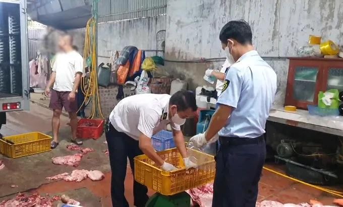 移交公安机关调查近1吨疑似感染非洲猪瘟病毒的猪肉案