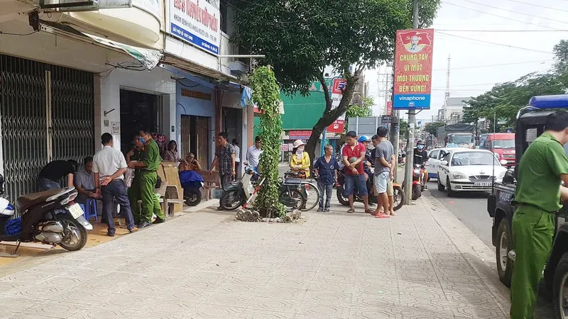 Thanh niên bị đâm tử vong khi đang đi ăn mừng chiến thắng của đội tuyển Việt Nam