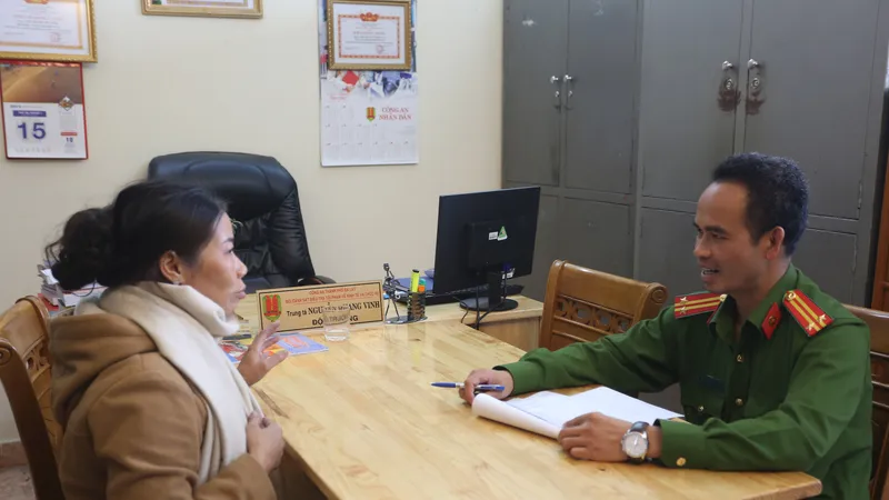 Bắt khẩn cấp “nữ quái” cho vay nặng lãi đến 60% 