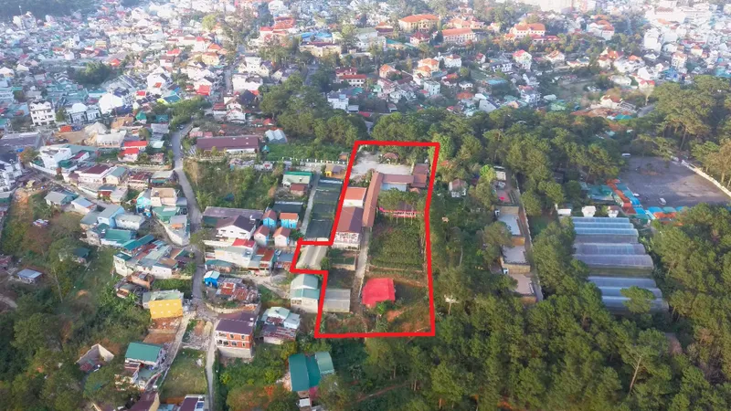 Nhà hàng xây dựng không phép, lấn chiếm đất rừng giữa trung tâm Đà Lạt