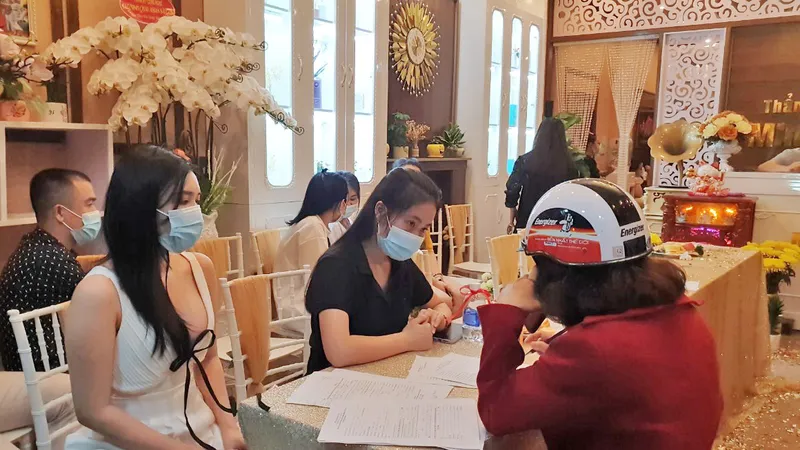 Thu hồi giấy phép kinh doanh thẩm mỹ viện khai trương rầm rộ giữa mùa dịch