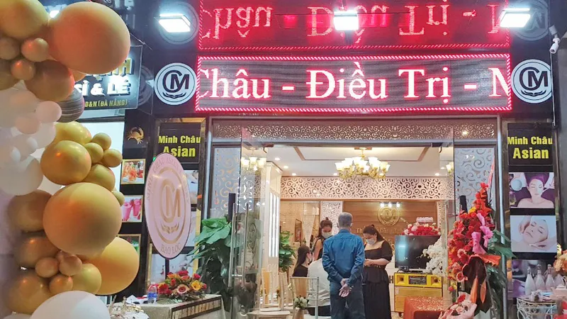 Phạt tiền, thu hồi giấy phép thẩm mỹ viện khai trương vi phạm phòng, chống dịch
