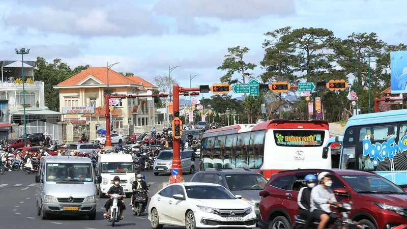 Hết tết, Đà Lạt vẫn đông khách