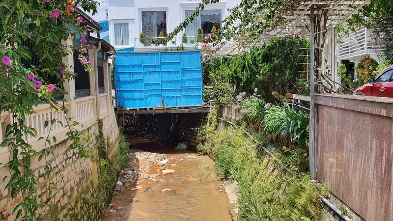 Đà Lạt chấn chỉnh tình trạng lấn suối sau trận mưa gây ngập