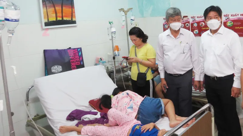 Vụ ngộ độc ở Trường Ischool Nha Trang: Ghi nhận 648 trường hợp, Bộ Y tế tăng cường chuyên gia hỗ trợ