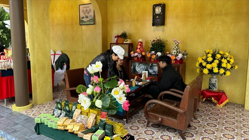Không gian “Những ngày Hà Nội tại Lâm Đồng” đón khách tham quan