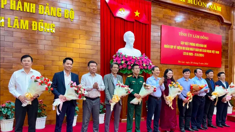Lãnh đạo tỉnh Lâm Đồng gặp mặt các cơ quan báo chí 