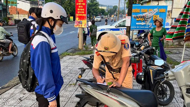 Lâm Đồng: Cao điểm xử lý học sinh vi phạm giao thông